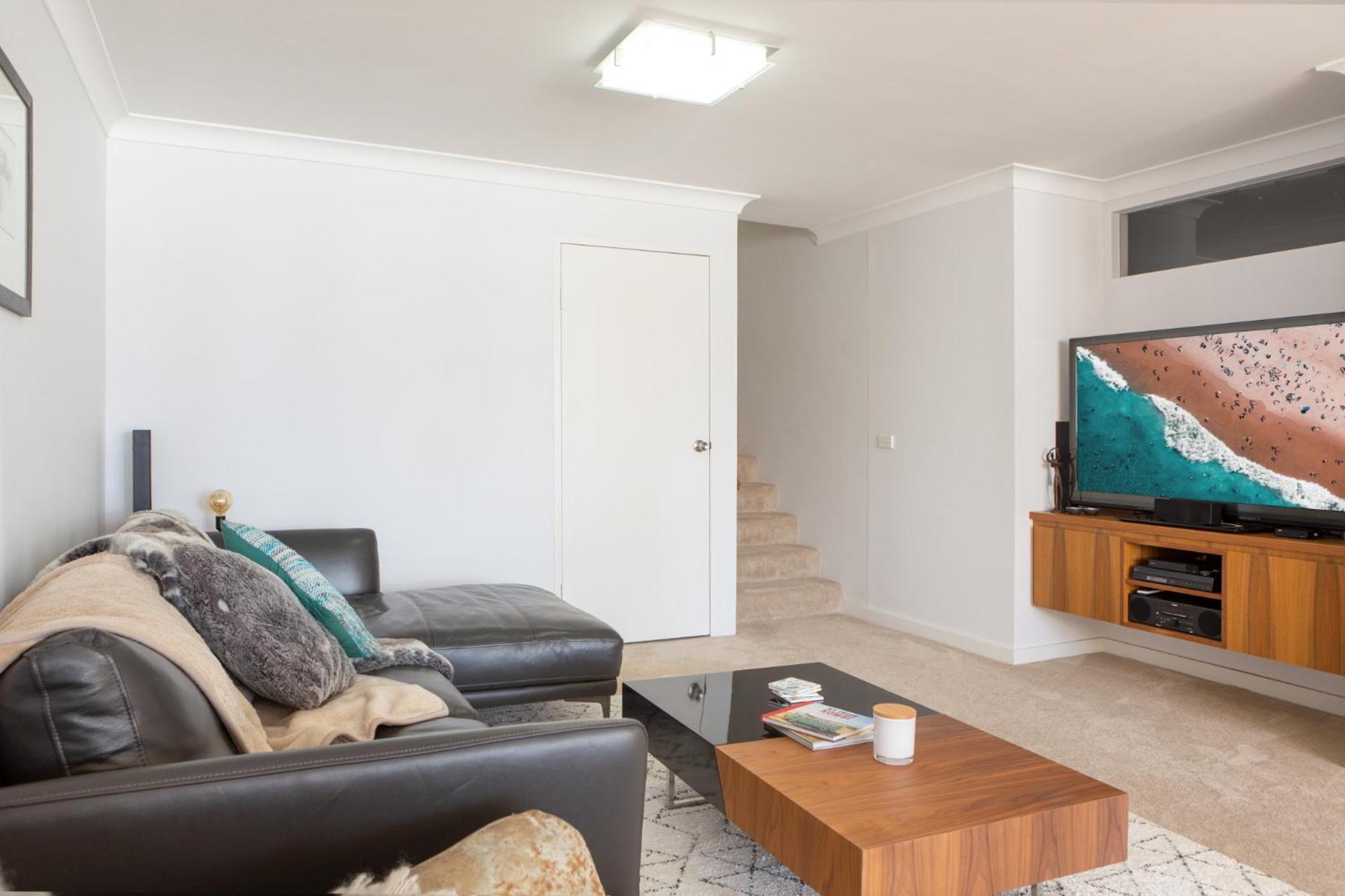 Apartment Beachfront Manly With Balcony & Parking Sydney