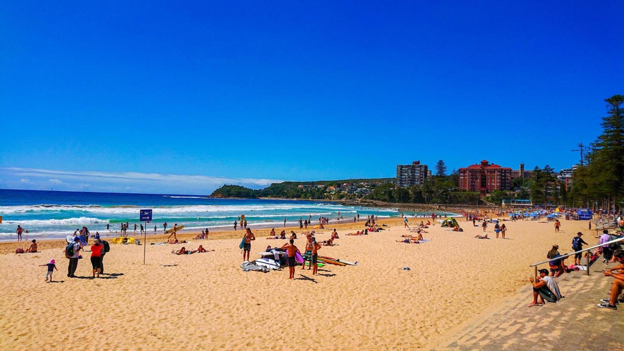 Apartment Beachfront Manly With Balcony & Parking *